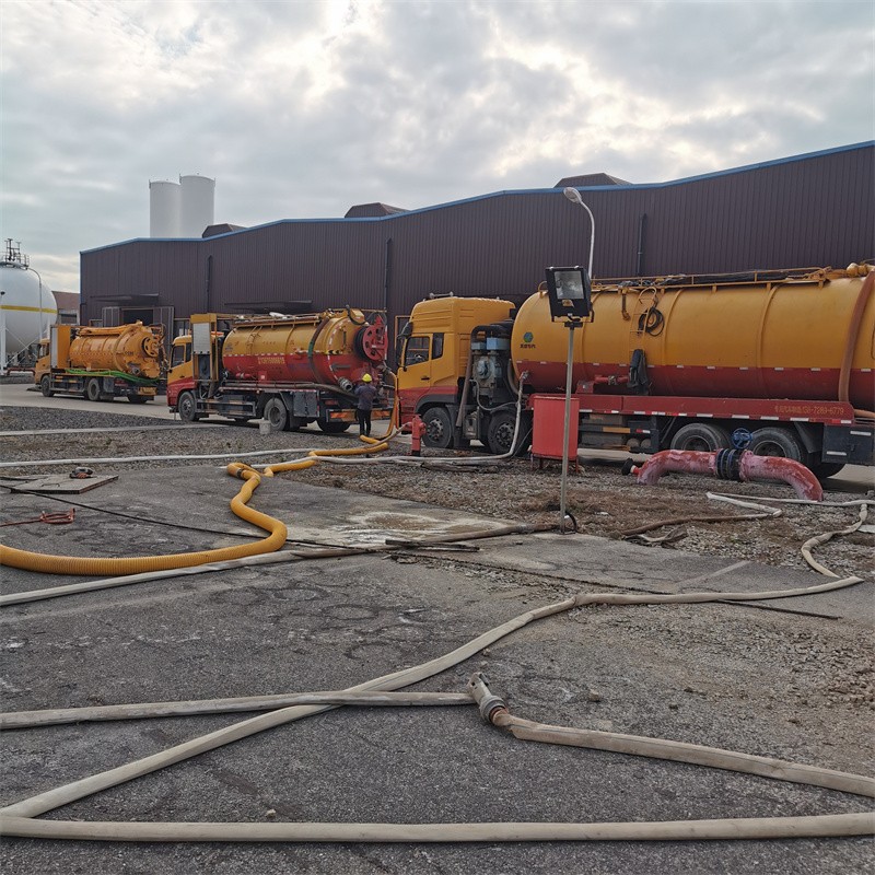 包河污水池清理