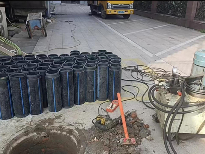 包河PE置换管厂家 DN315置换管 非开挖管短管置换