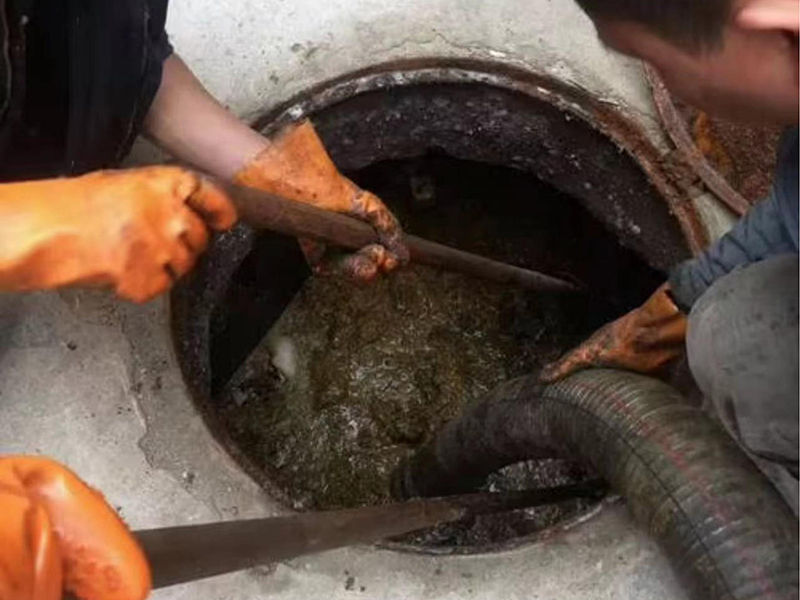 包河清理化粪池时如何避免沼气的危害?